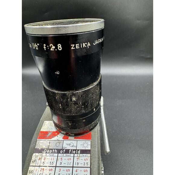 YASHICA 8 EC 8mm Vintage Movie Camera ZOOM Lens - Untested but shutters w winded - Picture 9 of 9